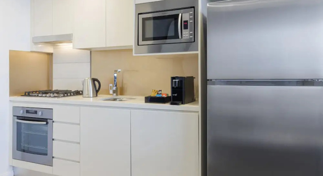 Люкс с балконом Meriton Suites Zetland