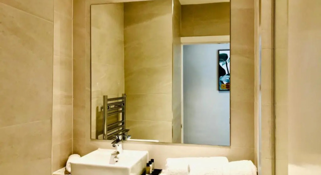 Standard Zimmer Trafford Hall Hotel Manchester, Trademark Collection by Wyndham