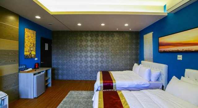 Четырёхместный номер Standard Mulu-Hotel