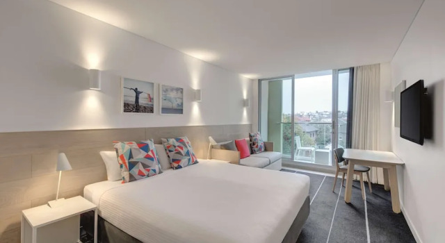 Студия с балконом Adina Apartment Hotel Bondi Beach Sydney