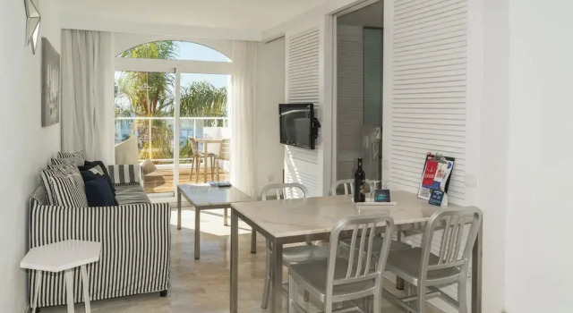 Апартаменты Standard с балконом и с видом на океан Marina Bayview Gran Canaria