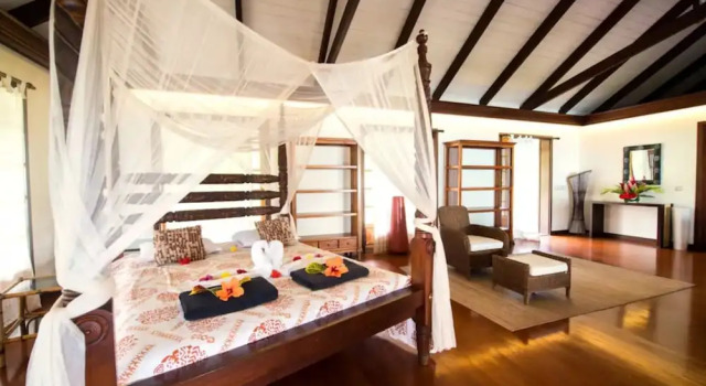 Fare Tianina Dream, Boek Hotel Haapiti Moorea