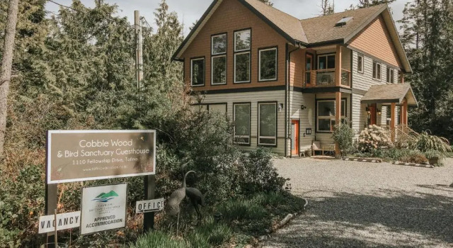 Люкс с 2 комнатами Cobble Wood and Bird Sanctuary Guest Houses