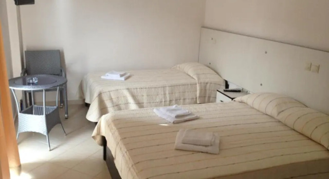 Dağ manzaralı Balkonlu Standart üç kişilik oda Rondos Hotel