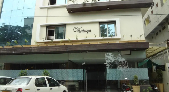 Vintage Hotel