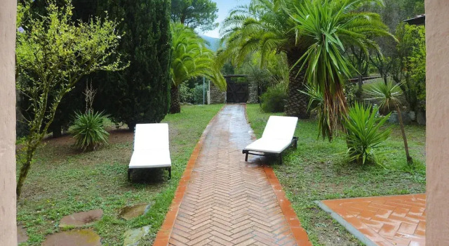 Вилла Villa in Rio Nell Elba With Pool
