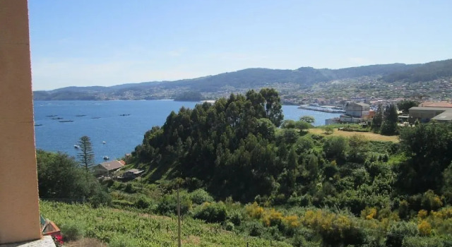 Pontevedra 100473 1 Bedroom Apartment By Mo Rentals, Book Apartment Bueu 