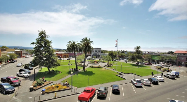 Люкс Deluxe Hotel Arcata
