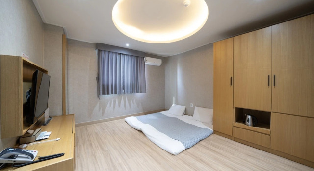 Номер Standard с видом на город I-check Hyunjin Hotel