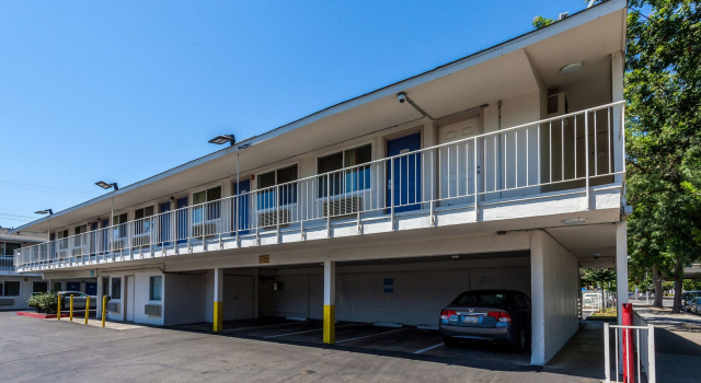 Motel 6 Sacramento, CA - Downtown