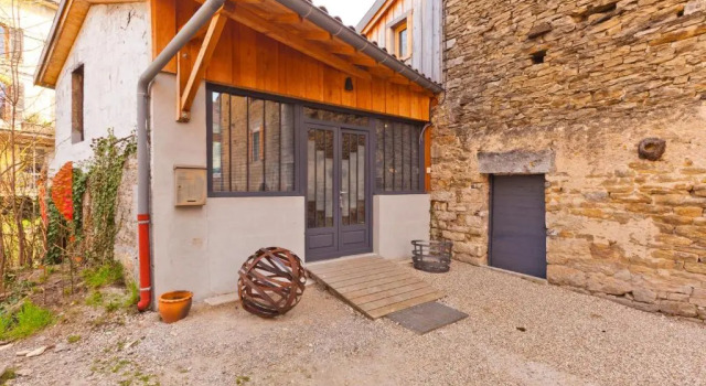 Holiday Loft 58, Забронировать Отель Отели Горного массива Юры с парковкой, Парковка