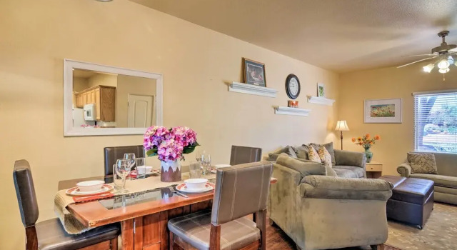 Апартаменты Kanab Condo w/ Pool & AC < 1 Mi to Attractions!