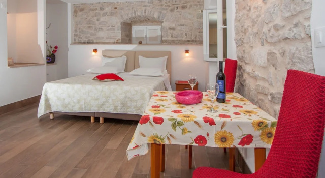 Апартаменты с видом на сад Garden Apartment Hotel