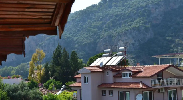 Люкс с видом на горы Erasmus Apart Hotel