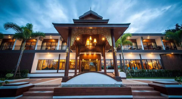 Moon Terrace Resort & Hotel, Забронировать Курортный отель Маерим 