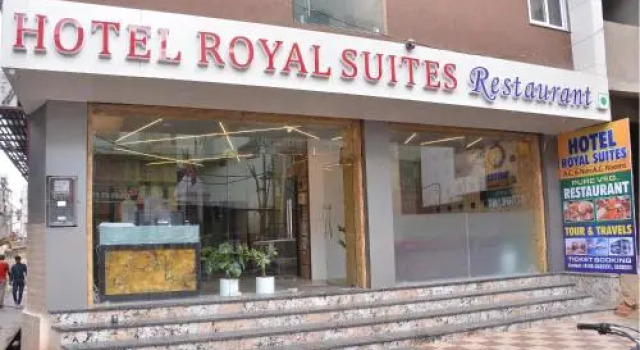 Hotel Royal Suites, Забронировать Отель Отели штата Раджастхана с парковкой, Парковка