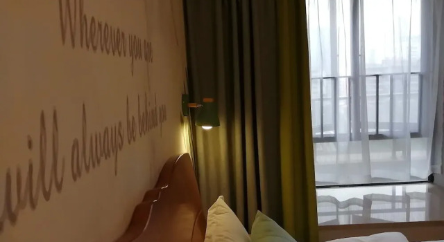 Yiqianshu City Apartment
