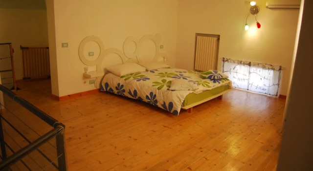 Loft51, Забронировать Отель Пескара Побережье Абруццо, рядом с Железнодорожный вокзал Пескара