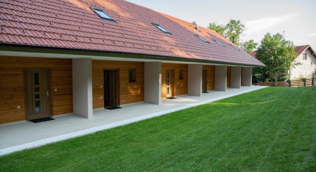 Apartmaji Hočka Koča, Prenota Hotel Maribor 