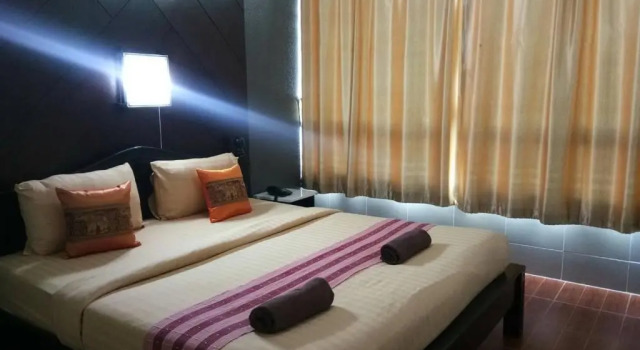 Люкс KM Kwanphayao Hotel