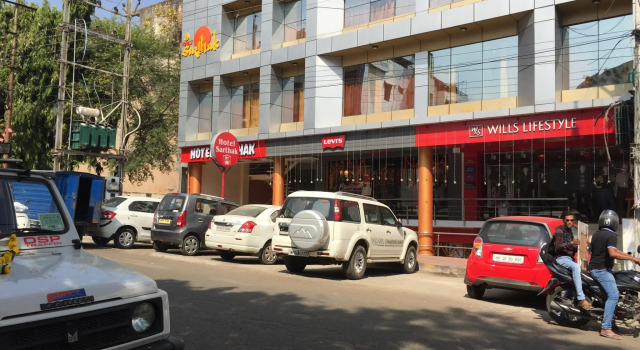Одноместный номер Deluxe Hotel Sarthak