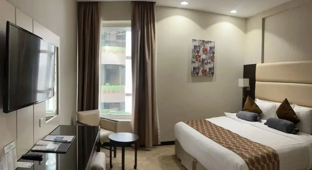 Полулюкс с видом на город Holiday Villa Hail