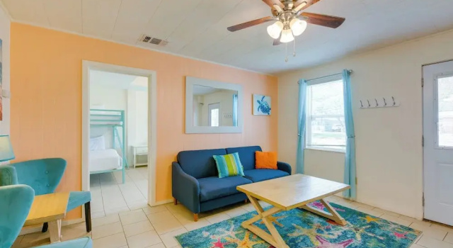 Walk to Aransas Bay: Beautiful Rockport Townhome
