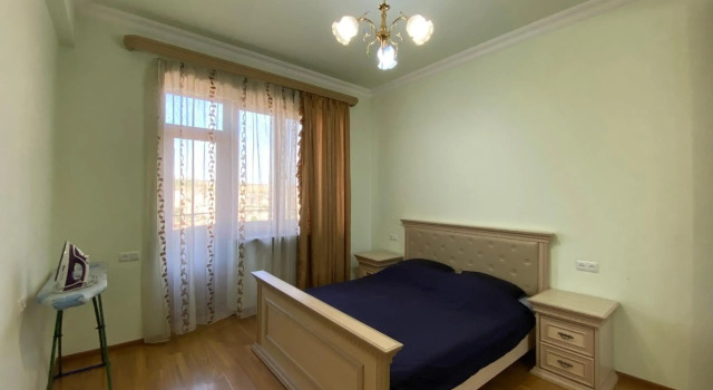 Argishti street 2 bedroom Elegance apartment with balcony GL152, Забронировать Апартаменты/квартира Апартаменты Еревана, рядом с Площадь Республики, Апартаменты/квартира