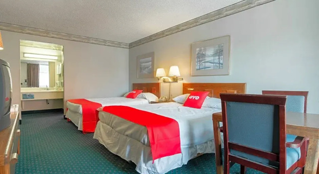 Четырёхместный номер Standard Rain Tree Inn