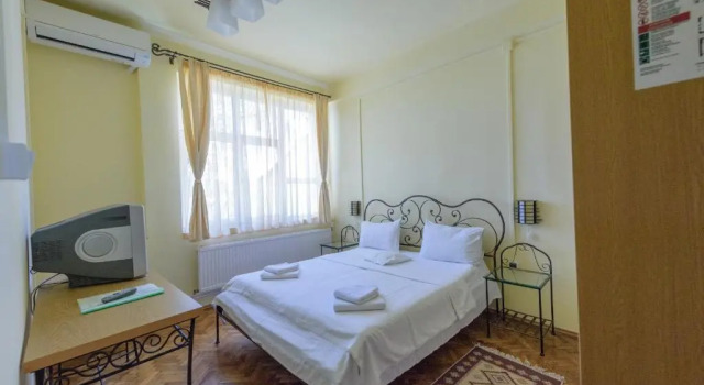 Standardowy dwuosobowy pokój Hotel Tranzit