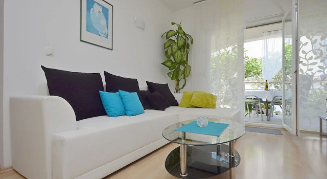 Apartment Radenka