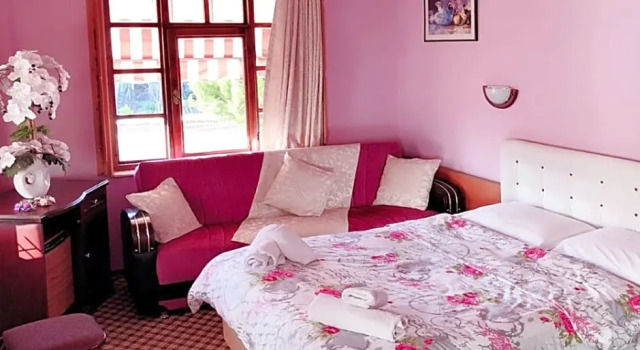 Номер Superior с балконом Hotel Karyatit Kaleici