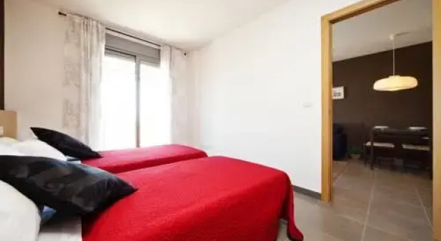 CSSuites Castellón, Забронировать Отель Кастельон-де-ла-Плана Azahar Coast, рядом с Железнодорожный вокзал Кастельон-де-ла-Плана
