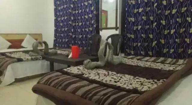 Hotel Alpine K2, Забронировать Отель Пахалгам Jammu & Kashmir Ski