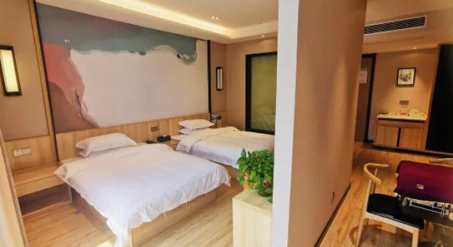 Двухместный люкс Danyang Huanhua Lelan Theme Hotel