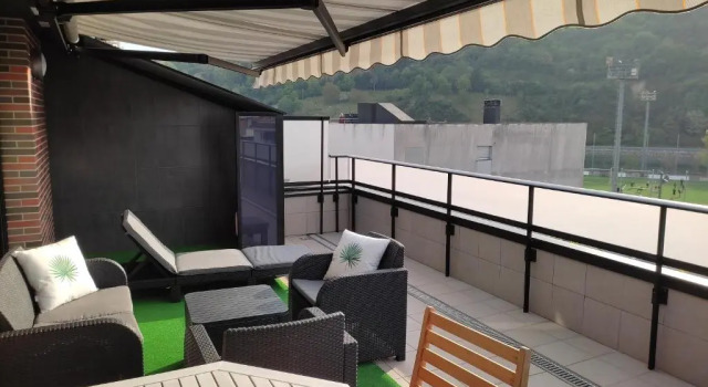ÁTICO CONFORT ORIO Parking incluido, Rezerwuj Hotel Hotele w Baskonia z parkingiem, Parking