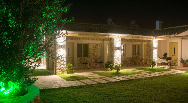 Acrothea Perdika, Book Hotel Hotels in Thesprotia Regional Unit with Parking, Parking