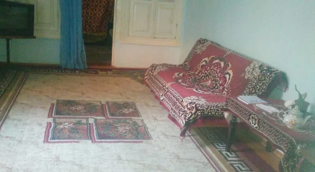 Nodir House