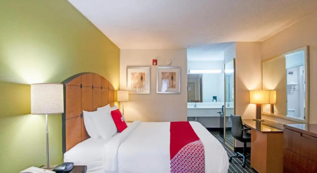 OYO Hotel Hinesville Oglethorpe, Prenota Hotel Hinesville Georgia