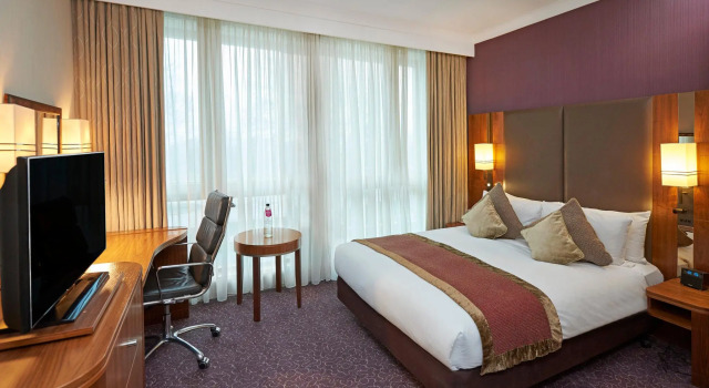 Двухместный номер Premium Crowne Plaza London Ealing by IHG