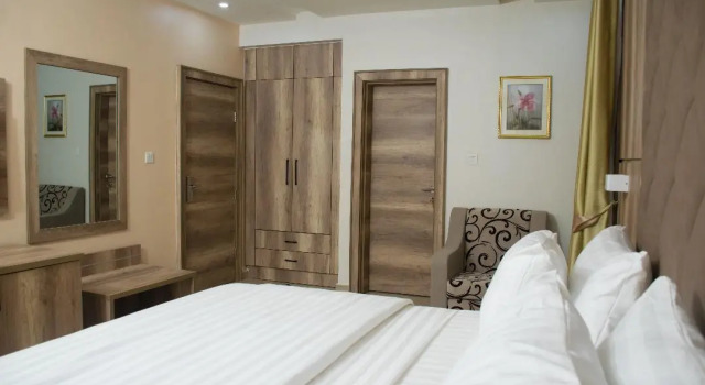Lit Suites, Book Hotel Hotels in Bwari with a Pool, Swimming Pool