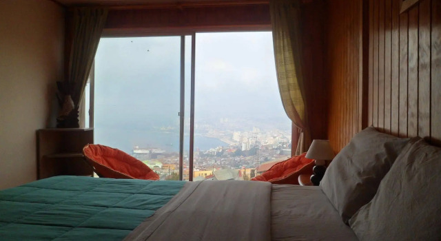 Costa Azul Bed & Breakfast