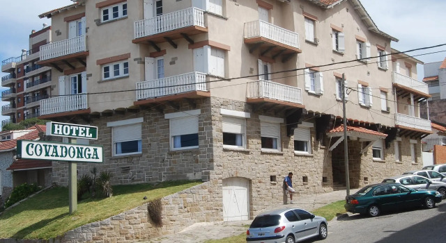 Covadonga, Rezerwuj Hotel Hotele w Buenos Aires z basenem, Basen