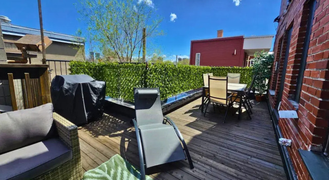 Апартаменты Superior LiV MTL Soho Spacious Rooftop Suites for Groups Near Downtown Montreal