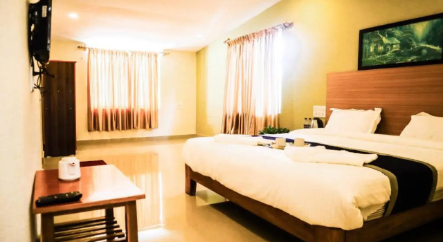 Номер Deluxe FabHotel Kartik Resort - 150M From Mandrem Beach