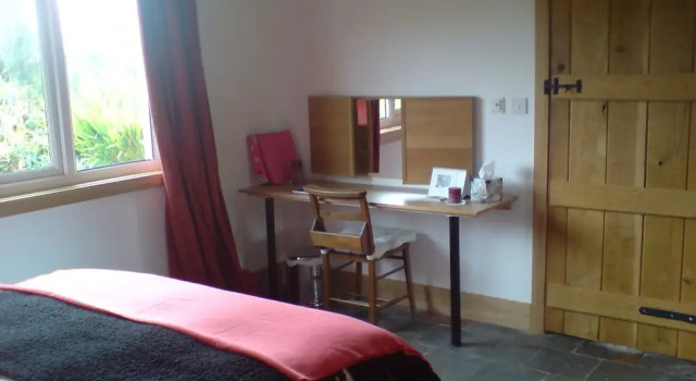 Charming 1-bedroom cottage, Забронировать Дом для отпуска Hurlet Шотландия