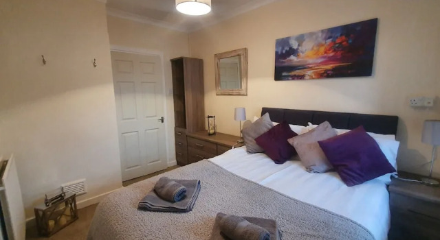 Апартаменты Two Bedroom Apartment by Klass Living Serviced Accommodation Airdrie - Nicol Apartment With WiFi & Parking