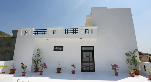 OYO 9715 Home Hill View Airport Road Udaipur