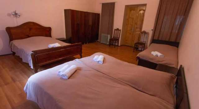 Четырёхместный номер Standard Eka&Nino GuestHouse