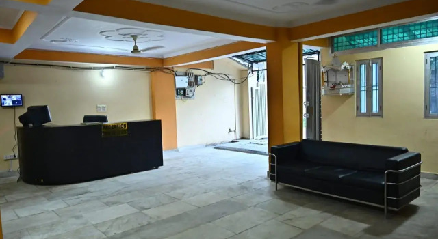 Hotel Shree Kashi Inn
